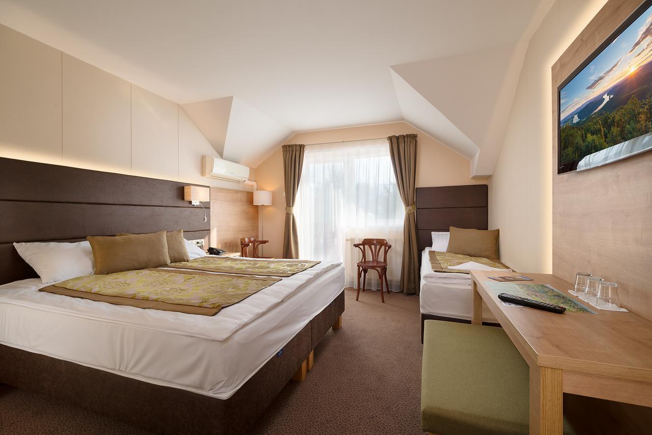 Hotel Honti Wellness Es Konferencia Szalloda Вишеград Екстер'єр фото