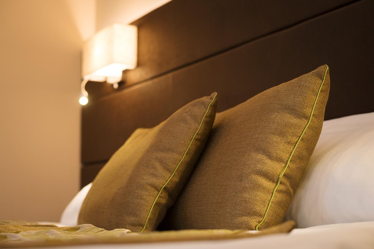 Hotel Honti Wellness Es Konferencia Szalloda Вишеград Екстер'єр фото