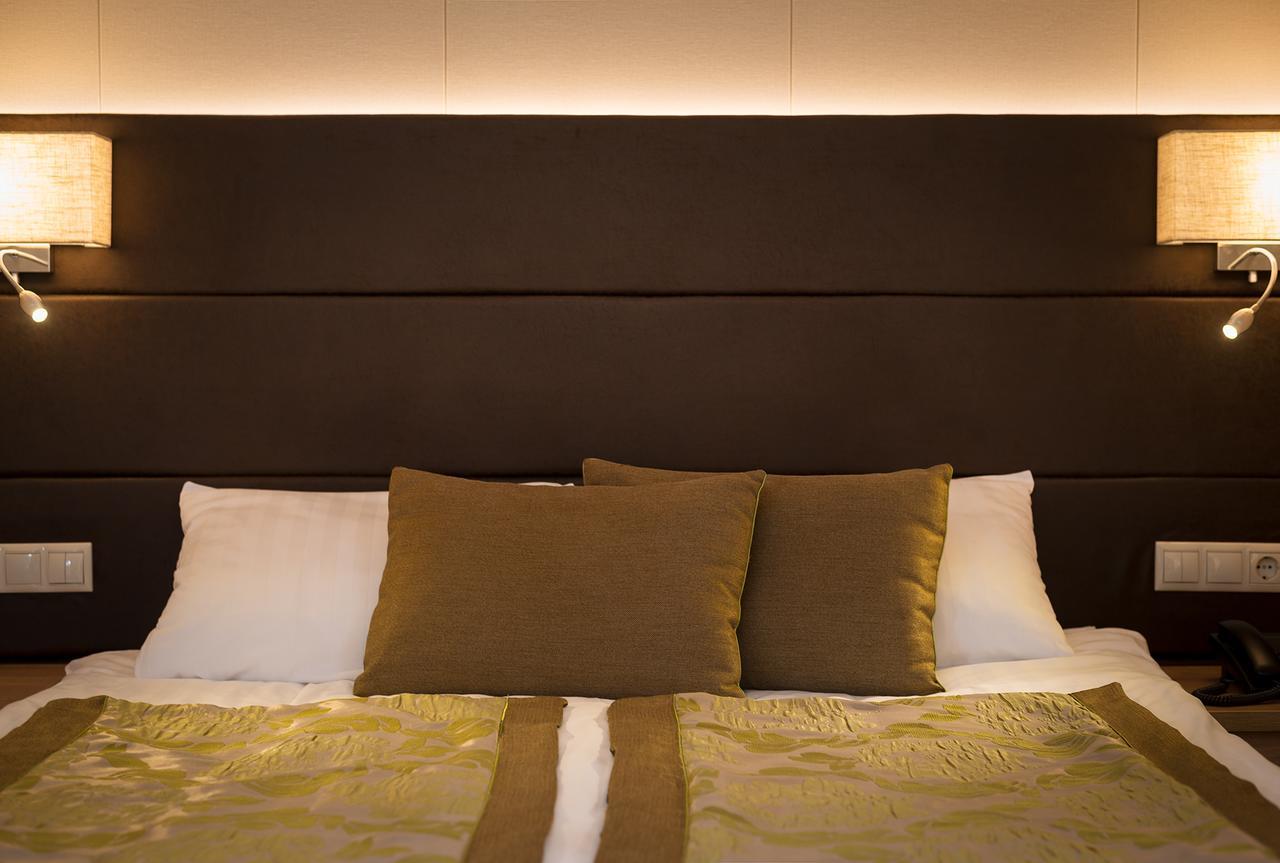 Hotel Honti Wellness Es Konferencia Szalloda Вишеград Екстер'єр фото